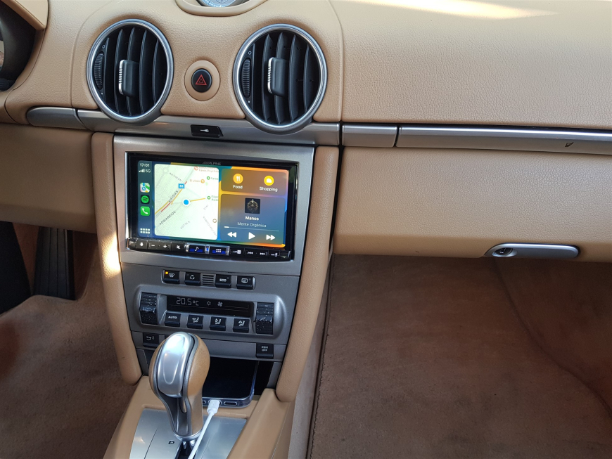 Εγκατασταση Alpine iLX-705D σε Porsche Cayman.