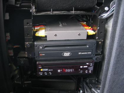 Εγκατάσταση Car Cinema & Multimedia συστήματος Eton σε BMW X5 3.0.