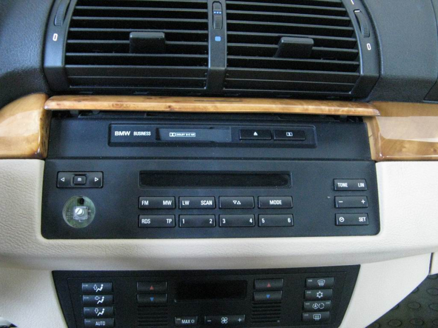 Εγκατάσταση Car Cinema & Navigation Kenwood DNX8220BT με Macrom σε BMW X5.