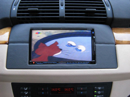 Εγκατάσταση Car Cinema & Navigation Kenwood DNX8220BT με Macrom σε BMW X5.