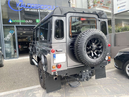 Εγκατάσταση Alpine Radio/CD/MP3 σε Land Rover Defender.