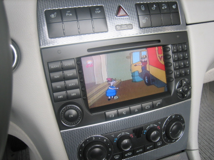 Εγκατάσταση TV Tuner στο εργοστασιακό σύστημα Command σε Mercedes CLK 200.