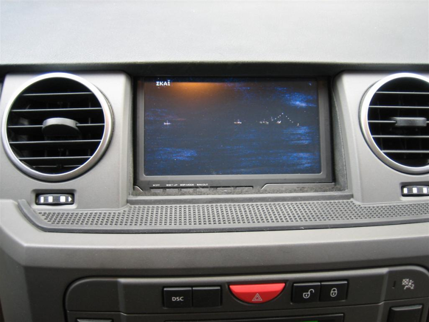 Εγκατάσταση Car Cinema Kenwood LZ-760R και εγκατάσταση πίσω κάμερας σε Range Rover Discovery.