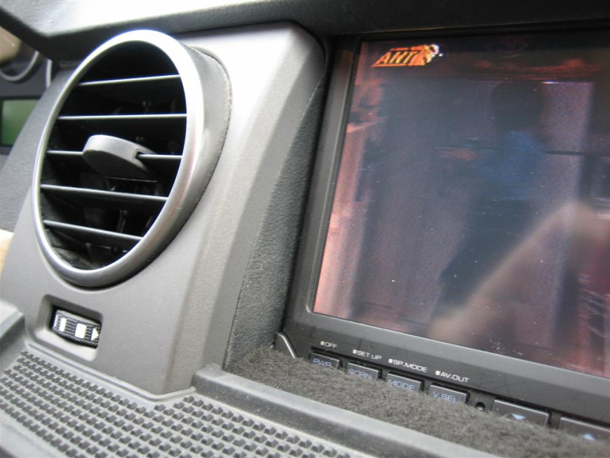 Εγκατάσταση Car Cinema Kenwood LZ-760R και εγκατάσταση πίσω κάμερας σε Range Rover Discovery.