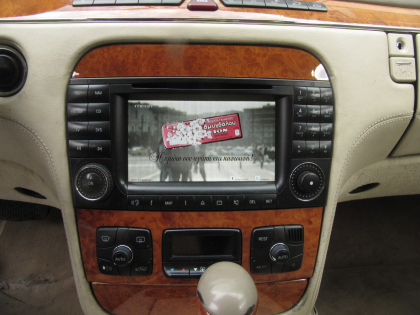 Εγκατάσταση TV Tuner με DVB-T σε Mercedes-Benz S600.
