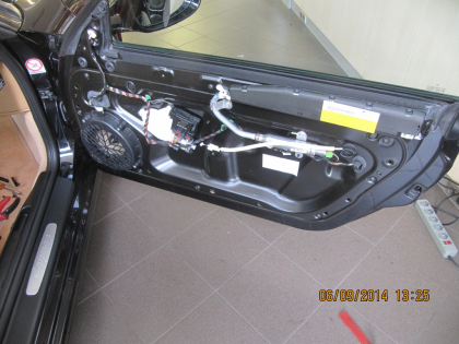 Εγκατάσταση Car Cinema & Navigation – Pioneer AVIC-F60DAB και ηχεια FOCAL Focal PS 165FXE σε Porsche Cayman