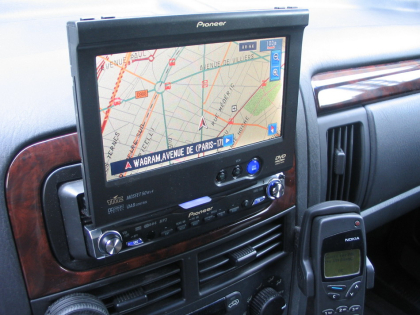 Εγκατάσταση Car Cinema Pioneer AVIC-X1R & Eton LCM 1652 σε Jeep Grand Cherokee