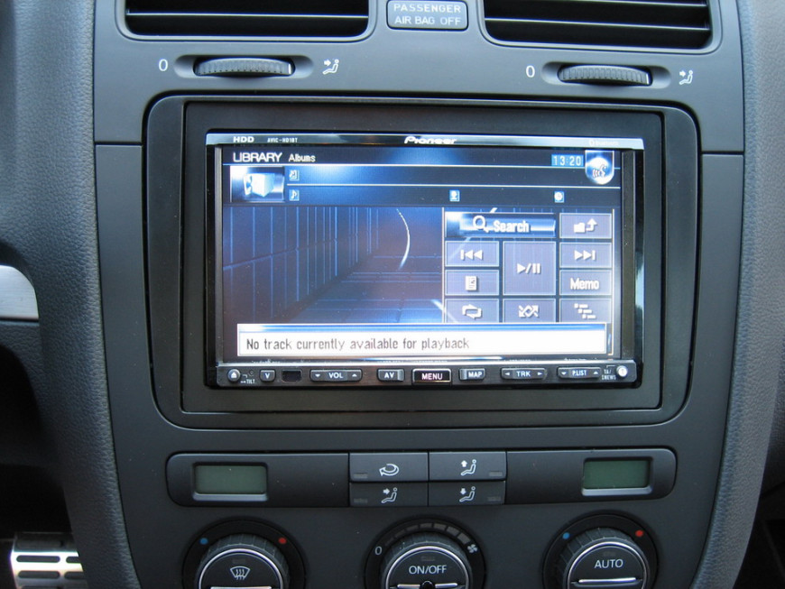 Εγκατάσταση Car Cinema Navigation Pioneer AVIC-HD1BT σε Volkswagen Golf GTI