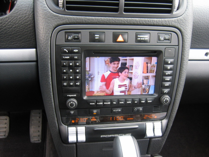 ΕγκατάστασηPorsche Cayenne 2006. Car Cinema Pioneer-Eton.