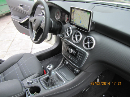 Εγκατάσταση Car Cinema & Navigation με Stagemotion σε Mercedes A-Class Glass 180 W176.