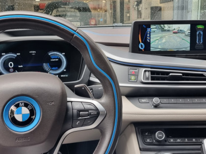 Εγκατάσταση Ασύρματου CarPlay & Android Auto σε BMW i8 με Διατήρηση Εργοστασιακών Λειτουργιών