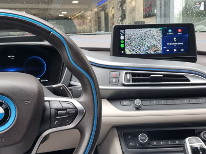 Εγκατάσταση Ασύρματου CarPlay & Android Auto σε BMW i8 με Διατήρηση Εργοστασιακών Λειτουργιών