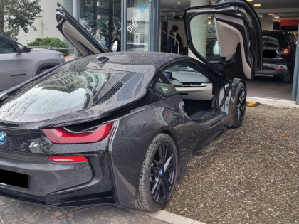Εγκατάσταση Ασύρματου CarPlay & Android Auto σε BMW i8 με Διατήρηση Εργοστασιακών Λειτουργιών