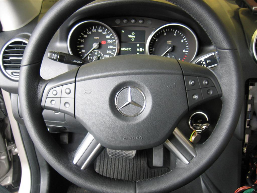 Εγκατάσταση Car Cinema σε Mercedes ML 350 μοντέλο 2006.