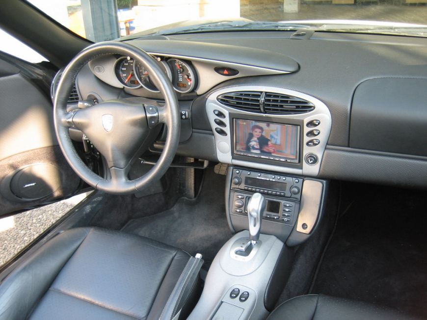 Εγκατάσταση Car Cinema Kenwood DDX-6029 σε Porsche Boxter.