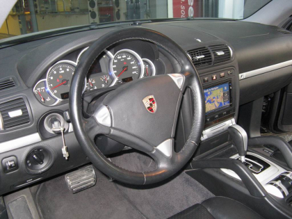 Εγκατάσταση Car Cinema – Kenwood DNX8220BT & Macrom σε Porsche Cayenne