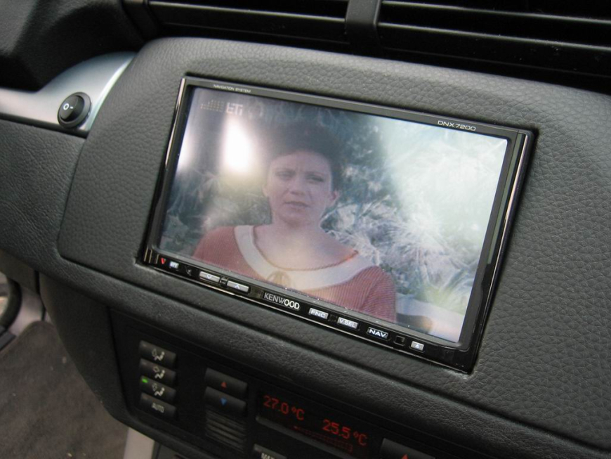 Εγκατάσταση Car Multimedia & Navigation Kenwood DNX7200 σε BMW X5.