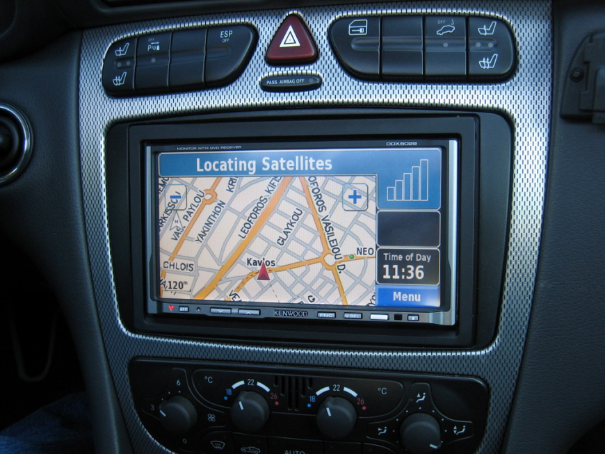 Εγκατάσταση Car Cinema & Navigation Kenwood DDX-6029 σε Mercedes C230 Sao.