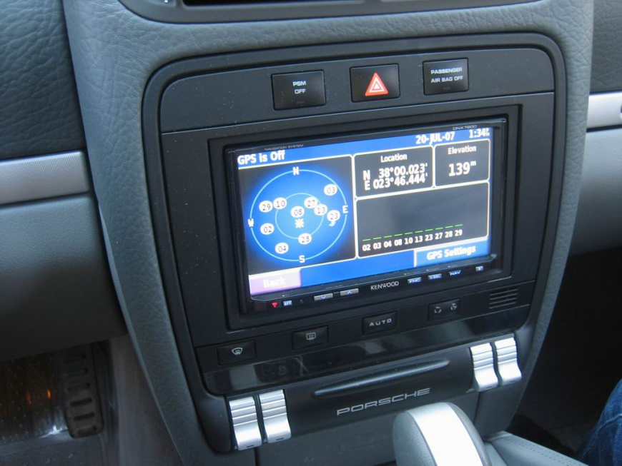 Εγκατάσταση Car Multimedia - Navigation Kenwood DNX-7200 σε Porsche Cayenne.