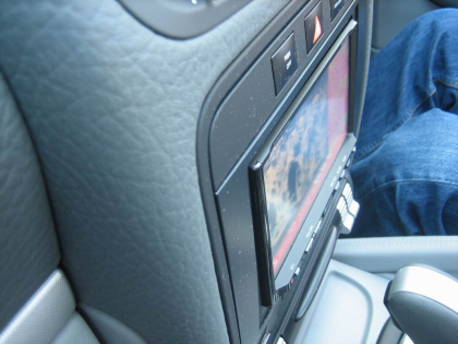 Εγκατάσταση Car Multimedia - Navigation Kenwood DNX-7200 σε Porsche Cayenne.