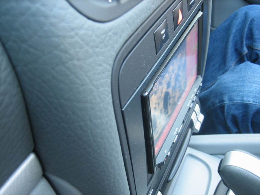 Εγκατάσταση Car Multimedia - Navigation Kenwood DNX-7200 σε Porsche Cayenne.