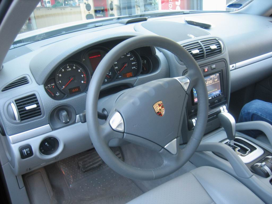 Εγκατάσταση Car Multimedia - Navigation Kenwood DNX-7200 σε Porsche Cayenne.