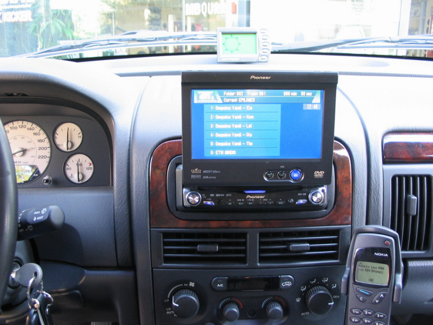 Εγκατάσταση Car Cinema Pioneer AVIC-X1R σε Jeep Grand Cherokee