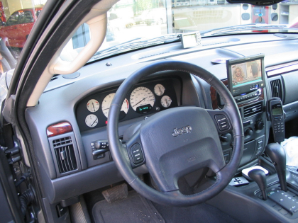 Εγκατάσταση Car Cinema Pioneer AVIC-X1R σε Jeep Grand Cherokee