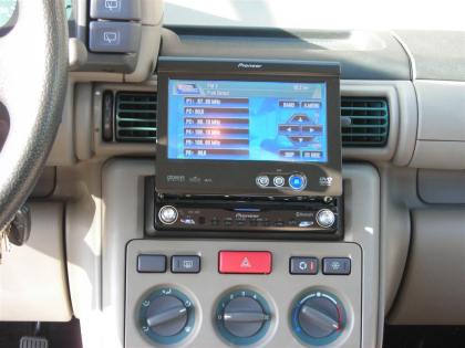 Εγκατάσταση Car Cinema Navigation Pioneer AVIC-X1BT σε Land Rover Freelander.