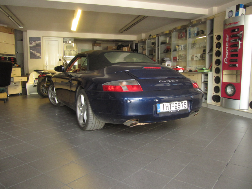 Εγκατάσταση Car Cinema & Audio Upgrade – Phonocar VM 056 σε Porsche 996 Carrera 4.