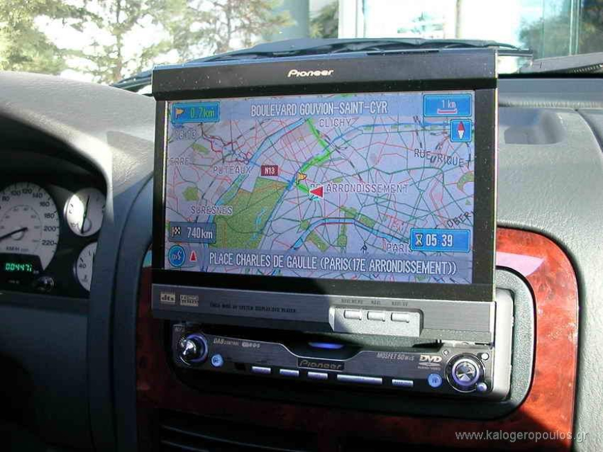 Εγκατάσταση Car Cinema Pioneer AVH-P7500DVD & NAV AVIC-800 σε Jeep Grand Cherokee.