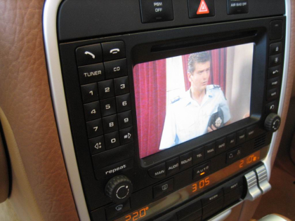 Εγκατάσταση Tv Tuner Pioneer - Blinder - M40 X-Treme σε Porsche Cayenne.
