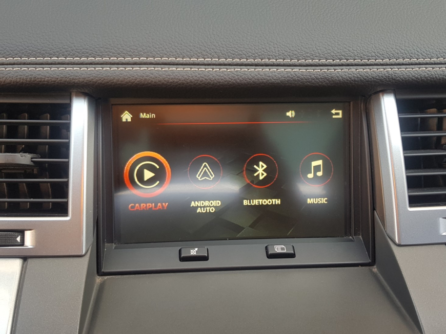 Εγκατάσταση Apple Car Play - Android Auto, Rear Camera, TvTuner στην εργοστασιακή οθόνη του Range Rover Sport.