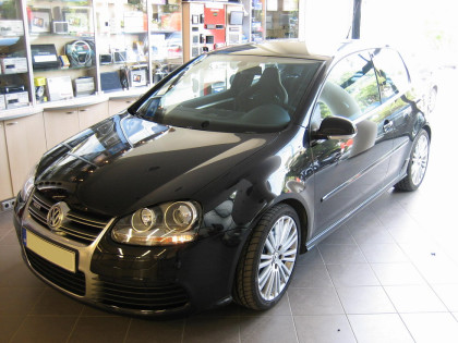 Εγκατάσταση Car Cinema Kenwood DDX-6027 με Parking Sensor σε Volkswagen Golf R32