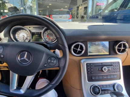 Εγκατάσταση CarPlay/Android Auto και μετατροπή Οθόνης σε Touch Screen σε Mercedes AMG SLS.