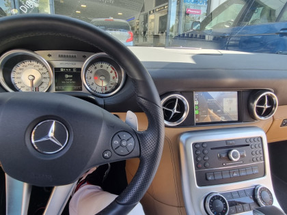 Εγκατάσταση CarPlay/Android Auto και μετατροπή Οθόνης σε Touch Screen σε Mercedes AMG SLS.