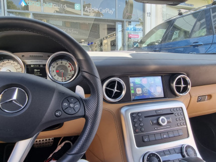 Εγκατάσταση CarPlay/Android Auto και μετατροπή Οθόνης σε Touch Screen σε Mercedes AMG SLS.