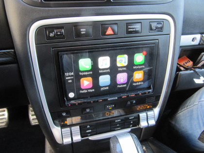Εγκατάσταση Car Navigation Kenwood DNX8160Dabs, οθόνες στα προσκέφαλα και κάμερα σε Porsche Cayenne S.