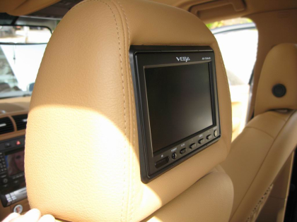 Εγκατάσταση TV Tuner και Unlock της εργοστασιακής οθόνης σε Porsche Cayenne.