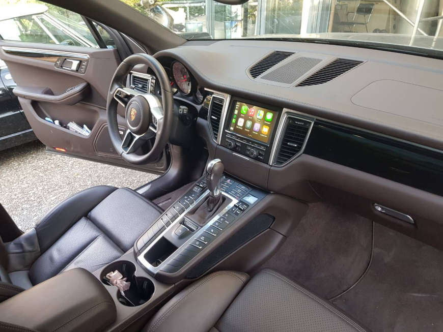 Εγκατάσταση Wireless Apple CarPlay/Android Auto της Unique Auto σε Porsche Macan.