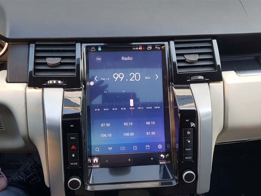 Εγκατάσταση Multimedia Bizzar Tesla Style σε Range Rover Sport.