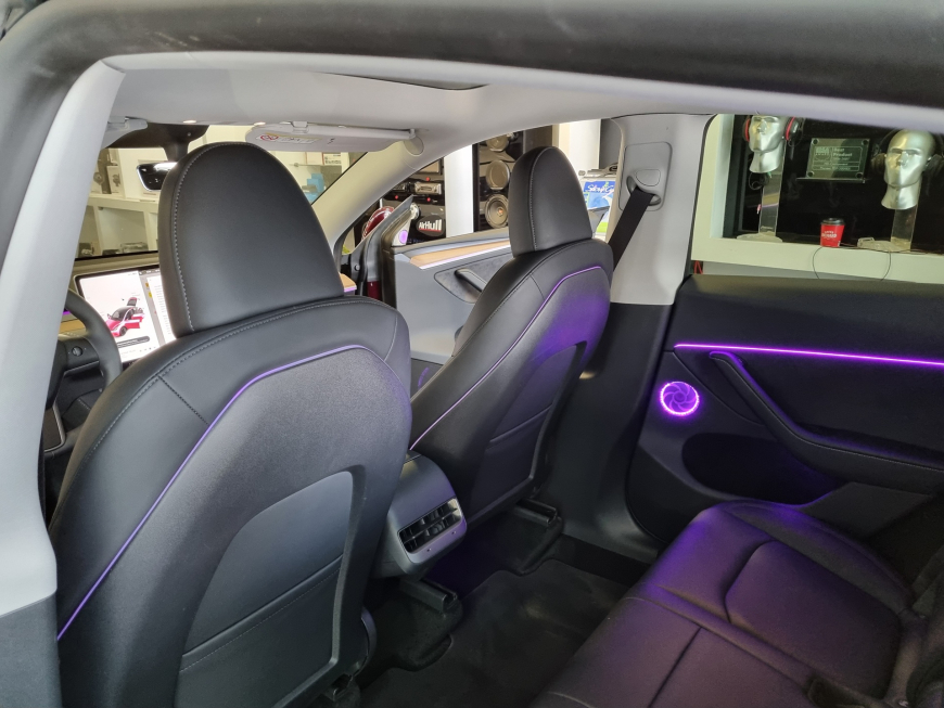 Εγκατάσταση ambient lights σε Tesla Y