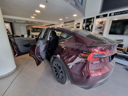 Εγκατάσταση ambient lights σε Tesla Y