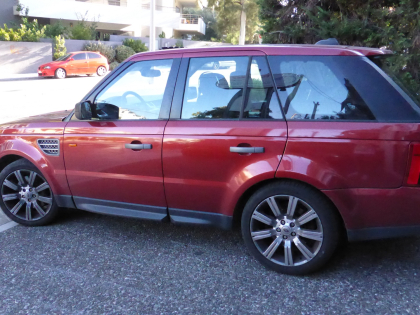 Eγκατάσταση TV Tuner και unlock της εργοστασιακής οθόνης σε Range Rover Supercharged Sport.