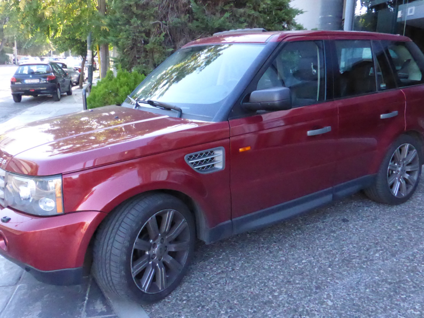 Eγκατάσταση TV Tuner και unlock της εργοστασιακής οθόνης σε Range Rover Supercharged Sport.