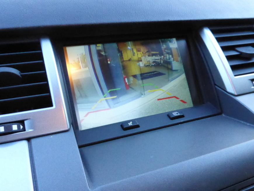 Eγκατάσταση TV Tuner και unlock της εργοστασιακής οθόνης σε Range Rover Supercharged Sport.