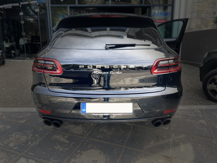 Εγκατάσταση Wireless Apple CarPlay/Android Auto της Unique Auto και Rear Camera σε Porsche Macan