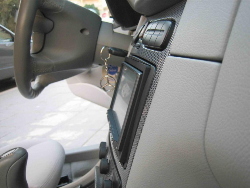 Εγκατάσταση Car Cinema και συστήματος πλοήγησης Kenwood DDX-6029 σε Mercedes CLK 200.