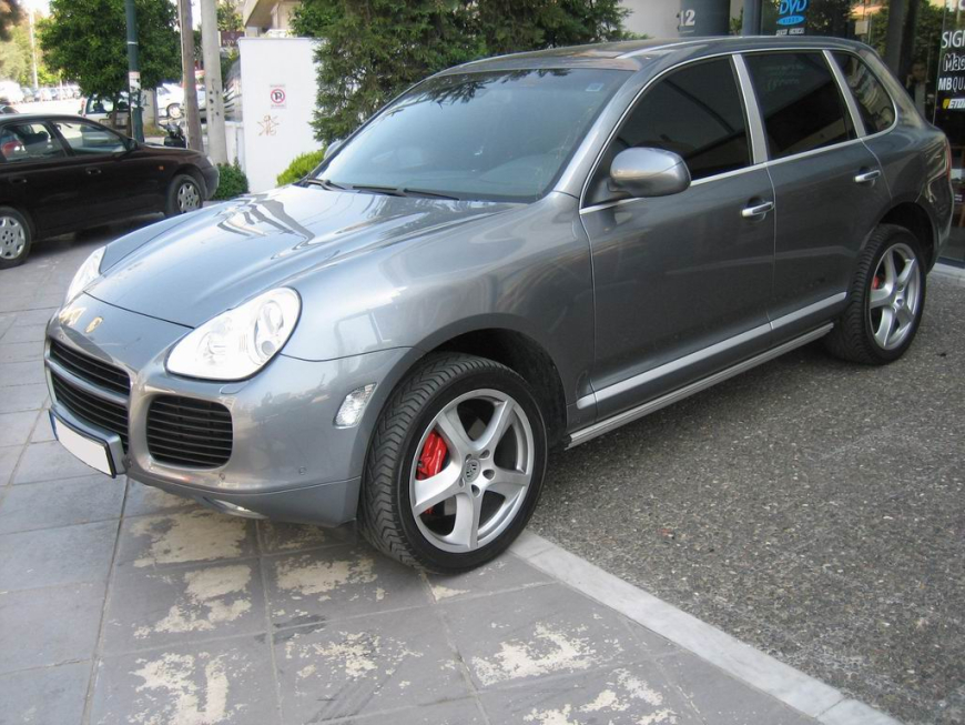Εγκατάσταση Car Cinema Eton - Macrom - Pioneer σε Porsche Cayenne