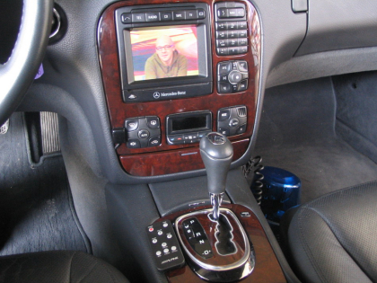 Εγκατάσταση Car Cinema Macrom σε Mercedes S320.